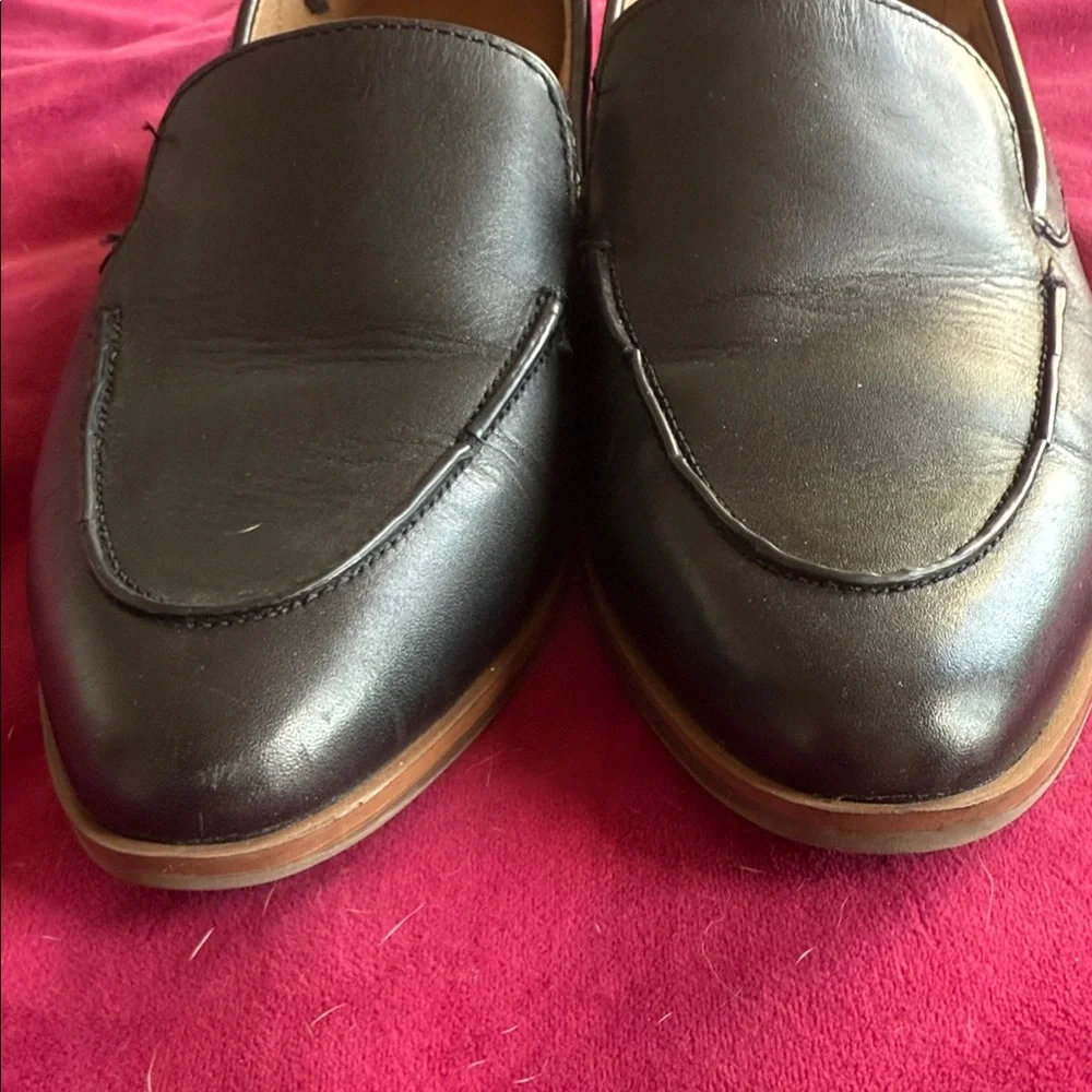 AEROSOLES Black Leather Flats - Picture 2 of 5